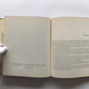 Licht und Schatten / Light and Shadow / Ombre et Lumière, Miloš Hrbas, Miroslav Hák, Jan Lukas, Josef Prošek