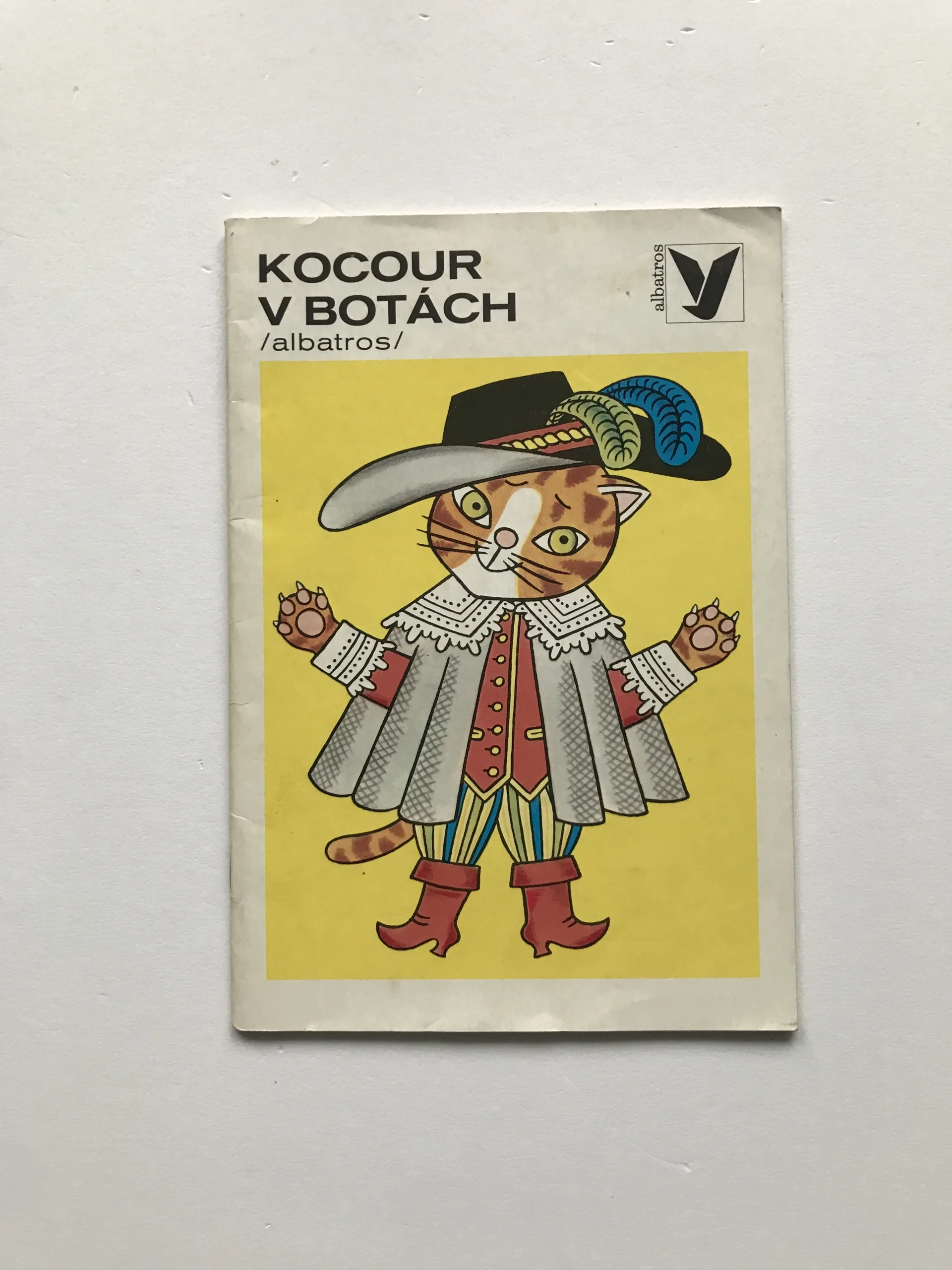 Kocour v botách (Edice Korálky), František Hrubín, Helena Zmatlíková