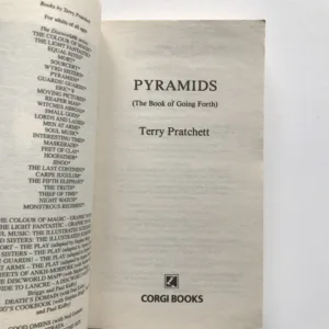 Pyramids (A Discworld Novel), Terry Pratchett