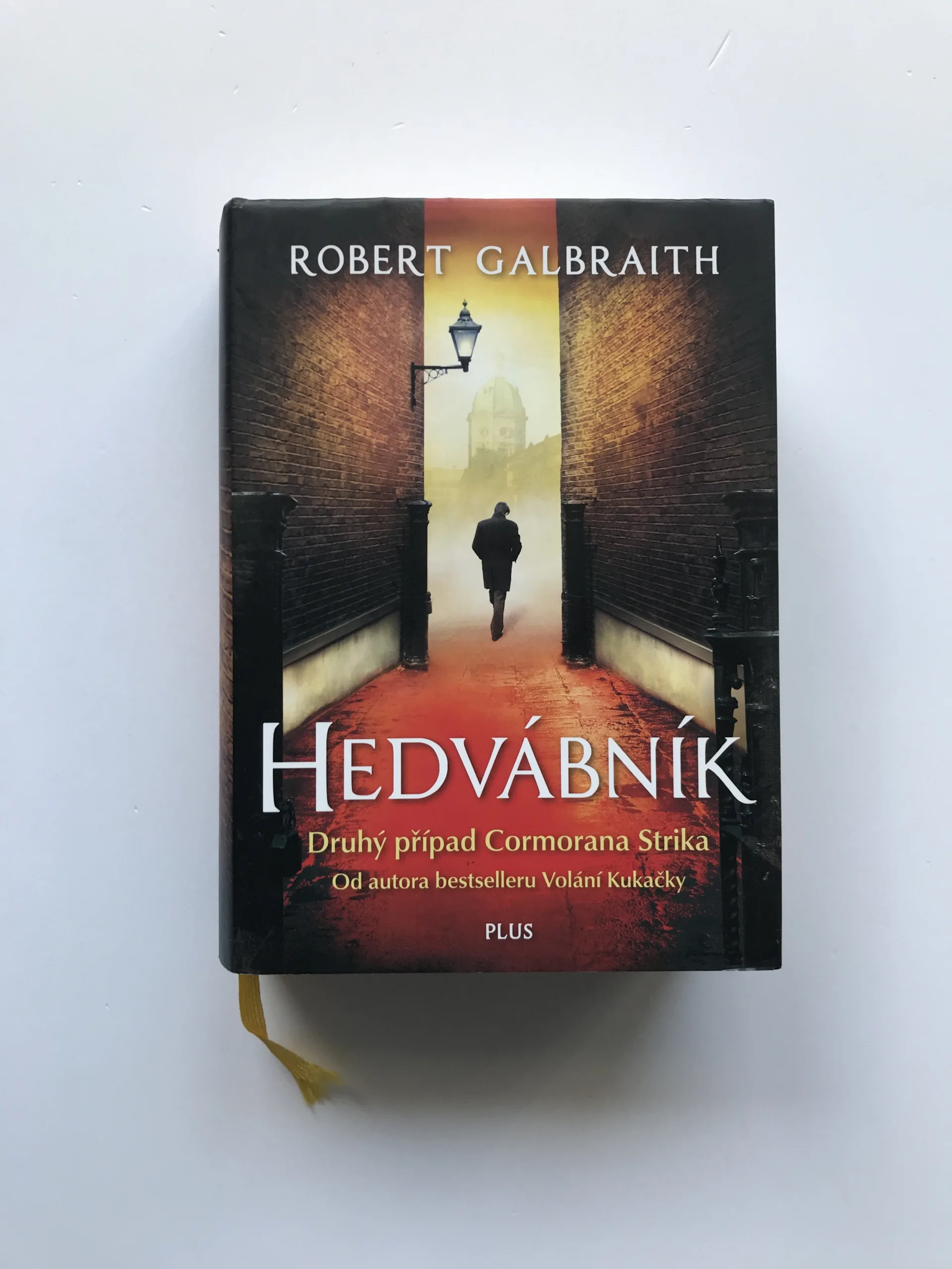 Hedvábník, Robert Galbraith