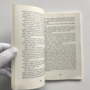 Zločin žárlivých fanynek, Inna Mirovská