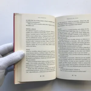 Ať žijí padesátnice, Hana Hřebejková