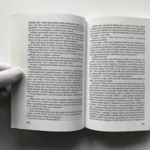 Třikrát ve stínu mocných, Ted Allbeury