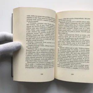 Tři vraždy, Rex Stout