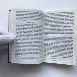 Tajemství rodinného štěstí, kolektiv autorů