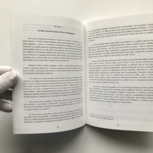 Zázrak nového společenství (Vzpomínky a úvahy), Marie Sekerová, kolektiv autorů