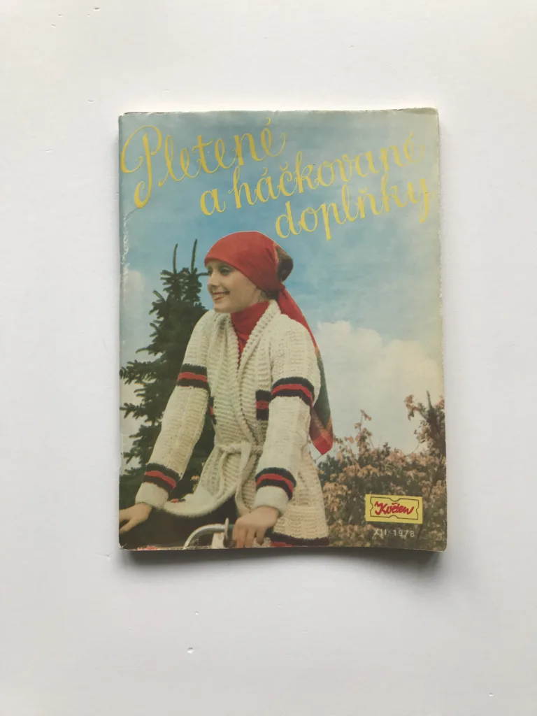 Pletené a háčkované doplňky