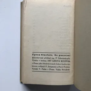 No pasaran!, Upton Sinclair