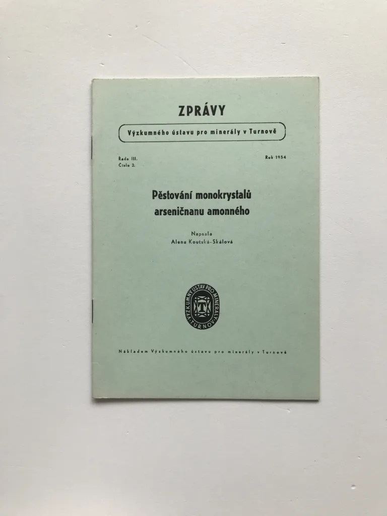Pěstování monokrystalů arseničnanu amonného, Alena Koutská-Skálová