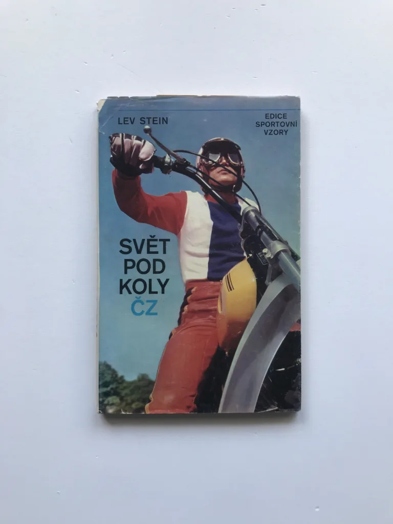 Svět pod koly ČZ, Lev Stein