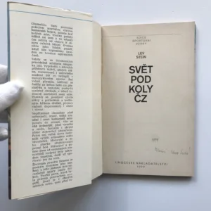 Svět pod koly ČZ, Lev Stein