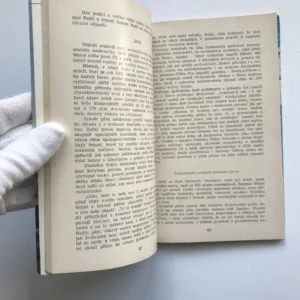 Svět pod koly ČZ, Lev Stein