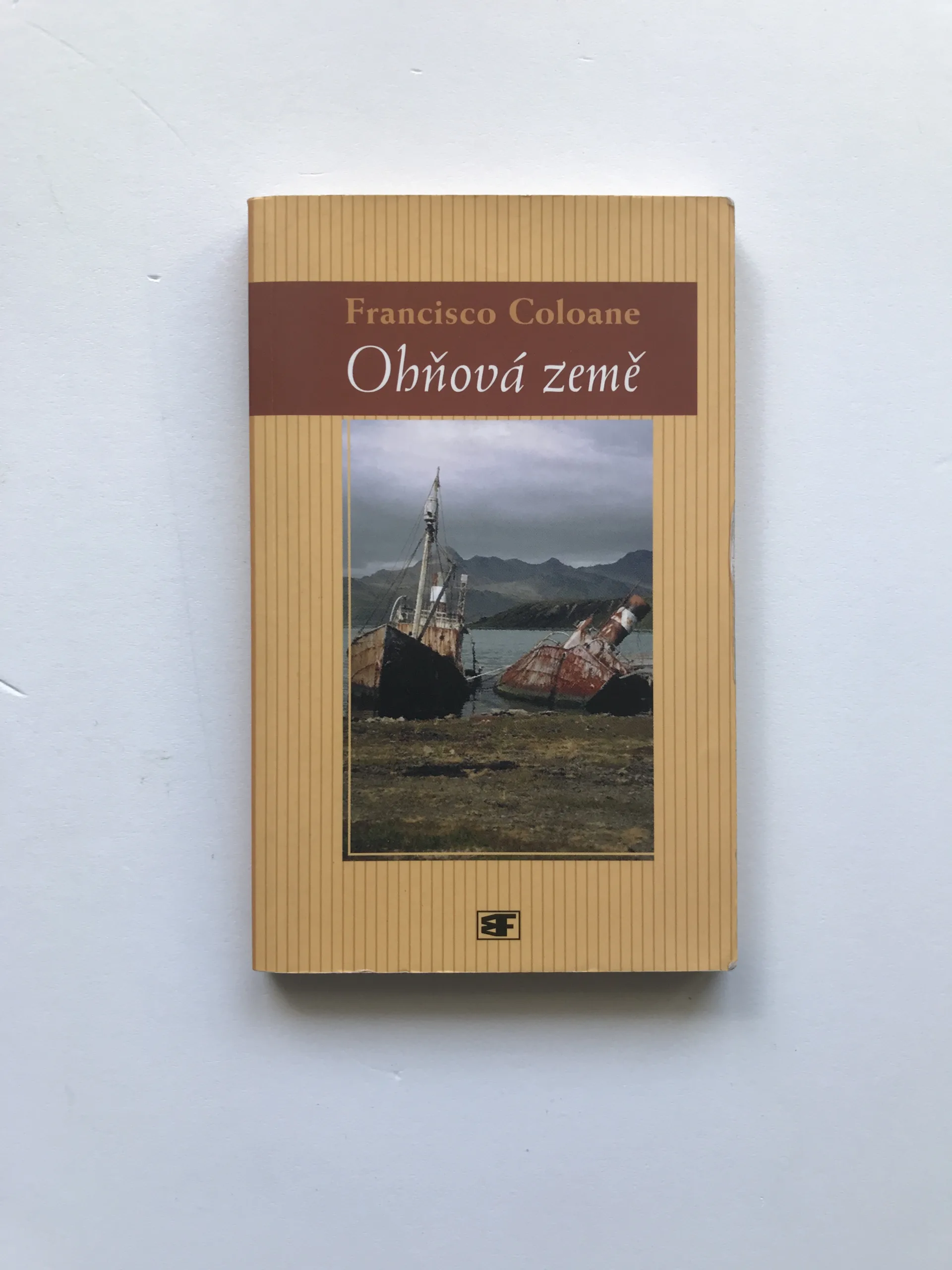 Ohňová země, Francisco Coloane