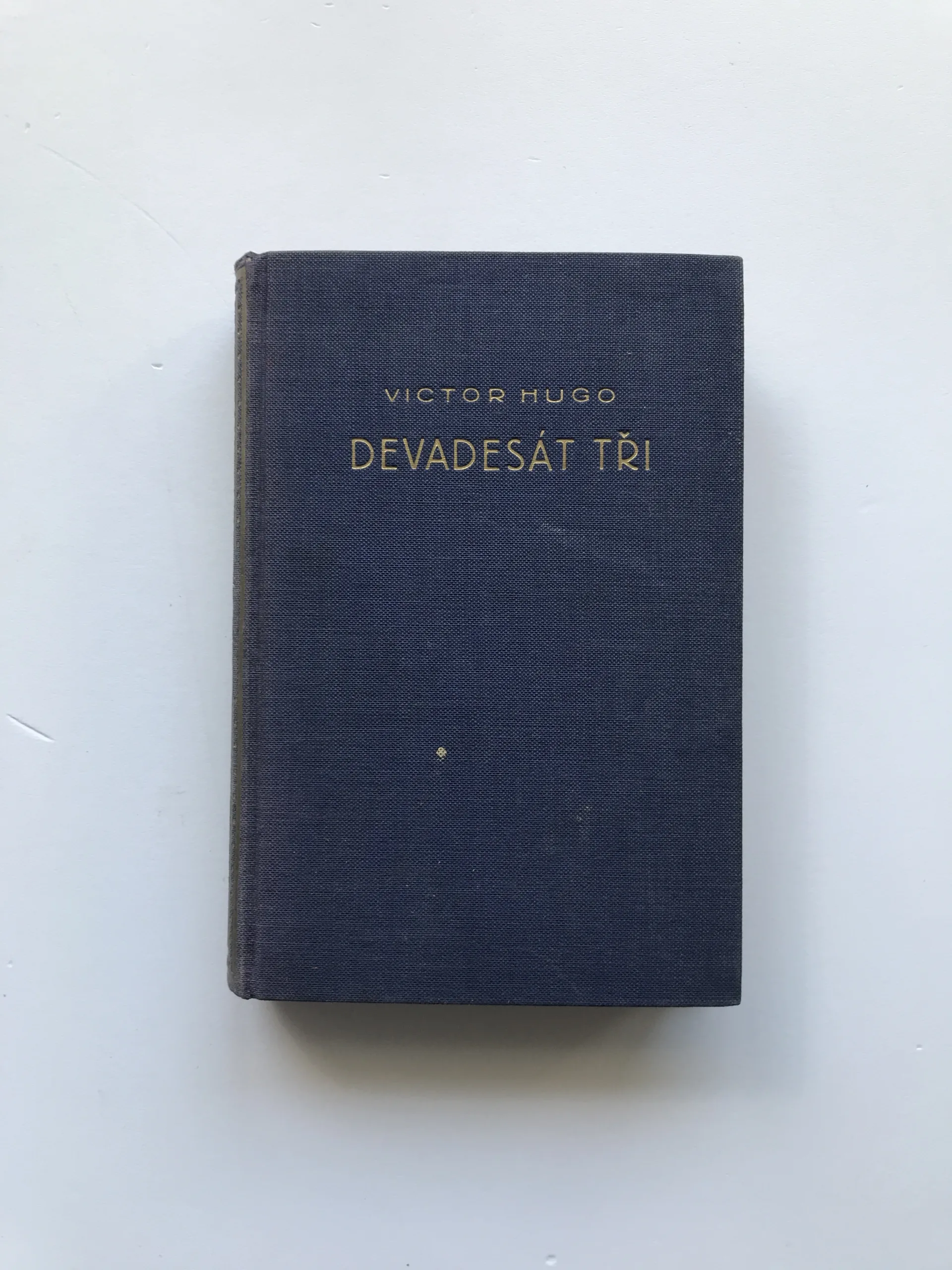 Devadesát tři, Victor Hugo