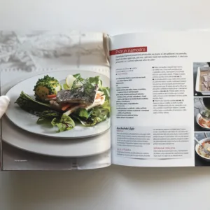 Ubrousku, prostři se! aneb 112 jídel, která milujeme, Kateřina Švejdová, Stanislava Moravcová, Jana Zbyňková, Marie Holobrádková