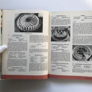 Book of Puddings and Desserts, Marguerite Patten