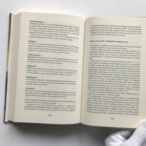 Vídeňský císařský dvůr (Kulturní dějiny od Leopolda I. po Leopolda II.), Frank Huss