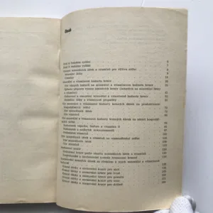 Minerální a vitamínová výživa hospodářských zvířat, G. P. Belechov, A. A. Čubinská