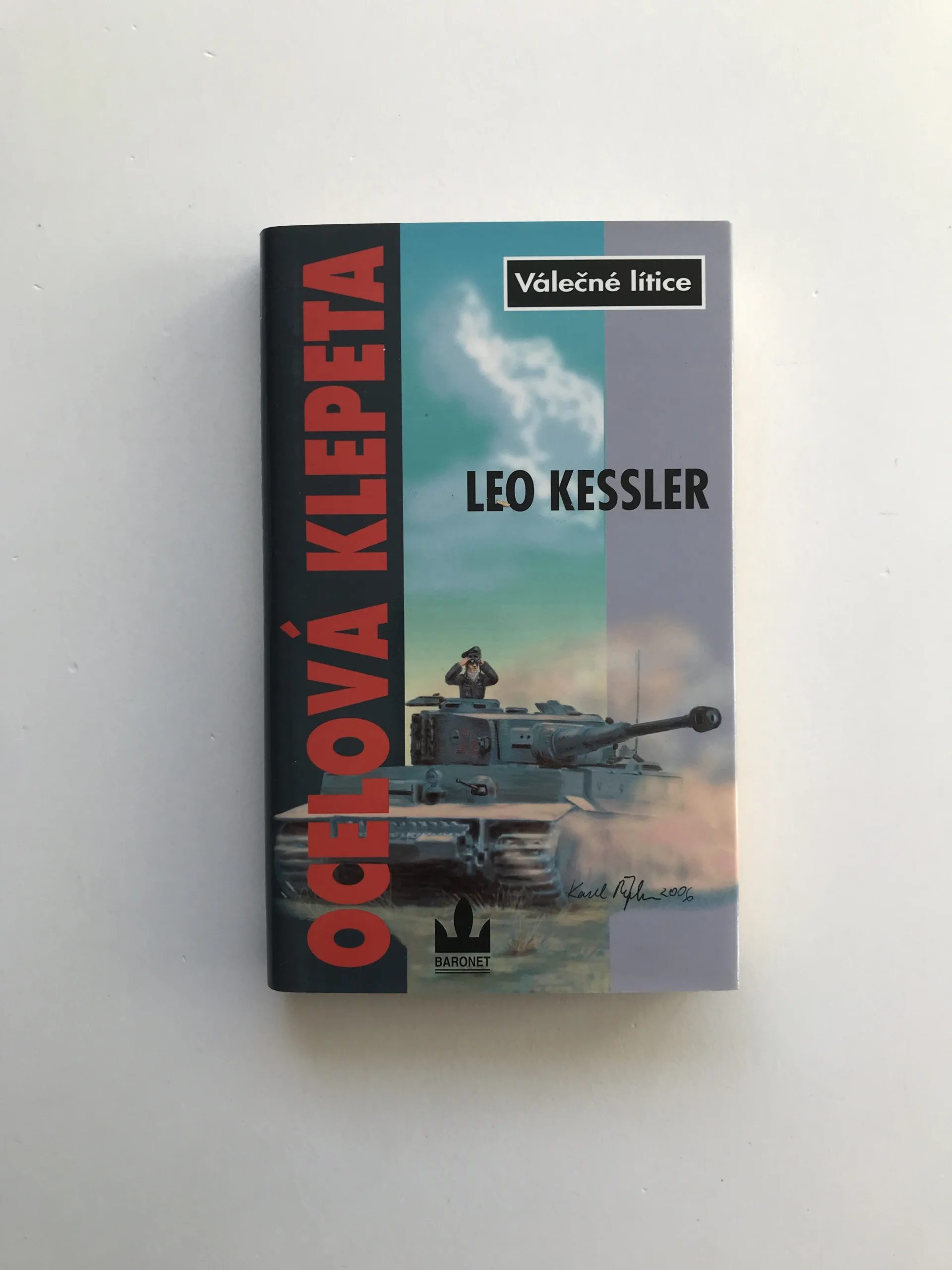 Ocelová klepeta, Leo Kessler