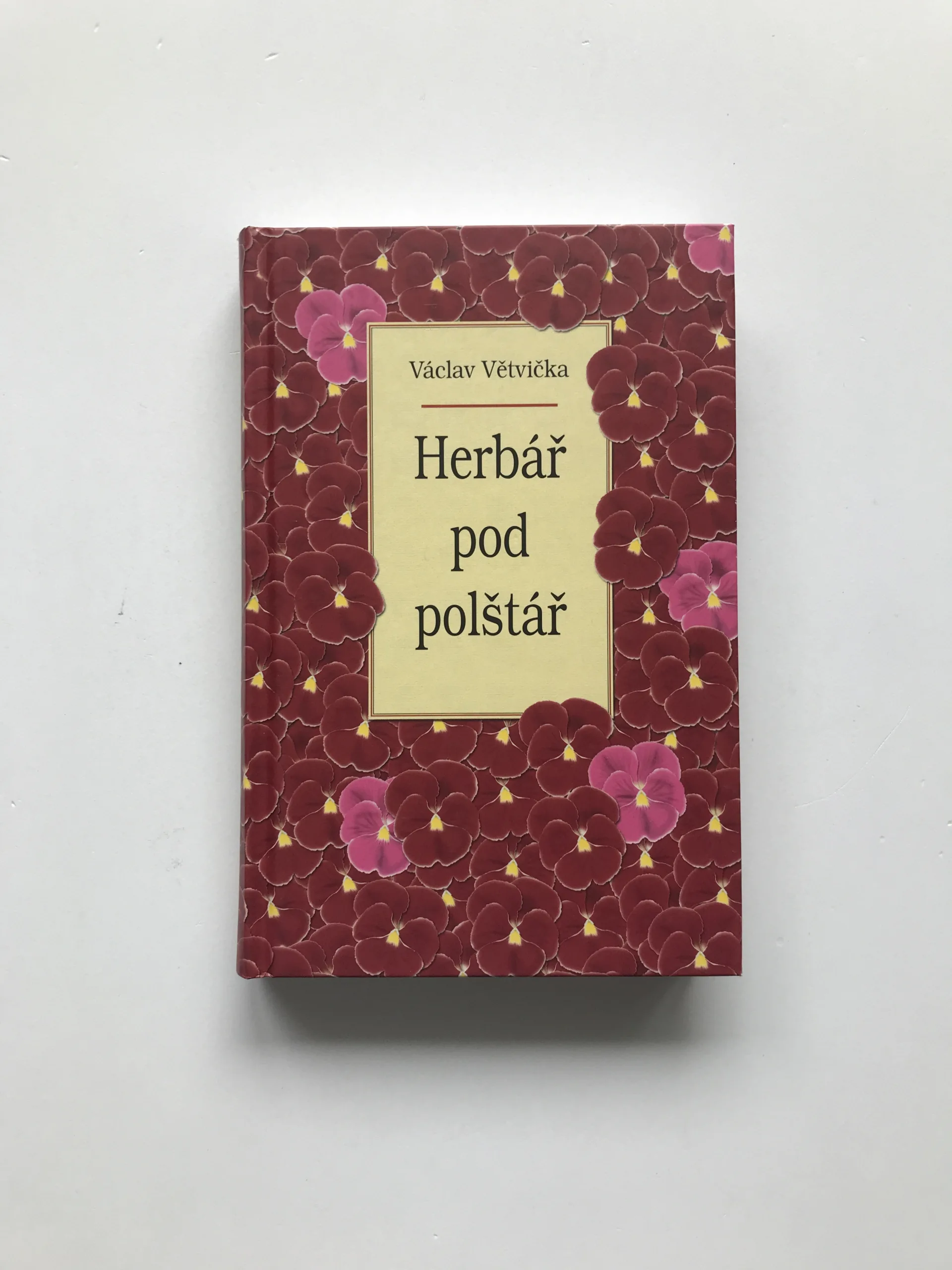 Herbář pod polštář, Václav Větvička