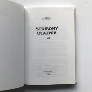 Stříbrný otazník 1+2, Vlasta Javořická