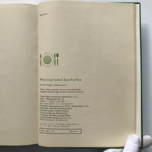 Mezinárodní kuchařka, Juliana A. Fialová, kolektiv autorů