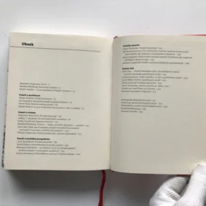 Paměť a trauma pohledem humanitních věd (Komentovaná antologie teoretických textů), Alexander Kratochvil