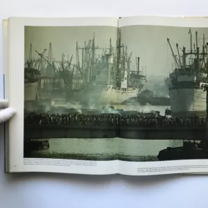 Ganga – Sacred River of India, Raghubir Singh, Eric Newby