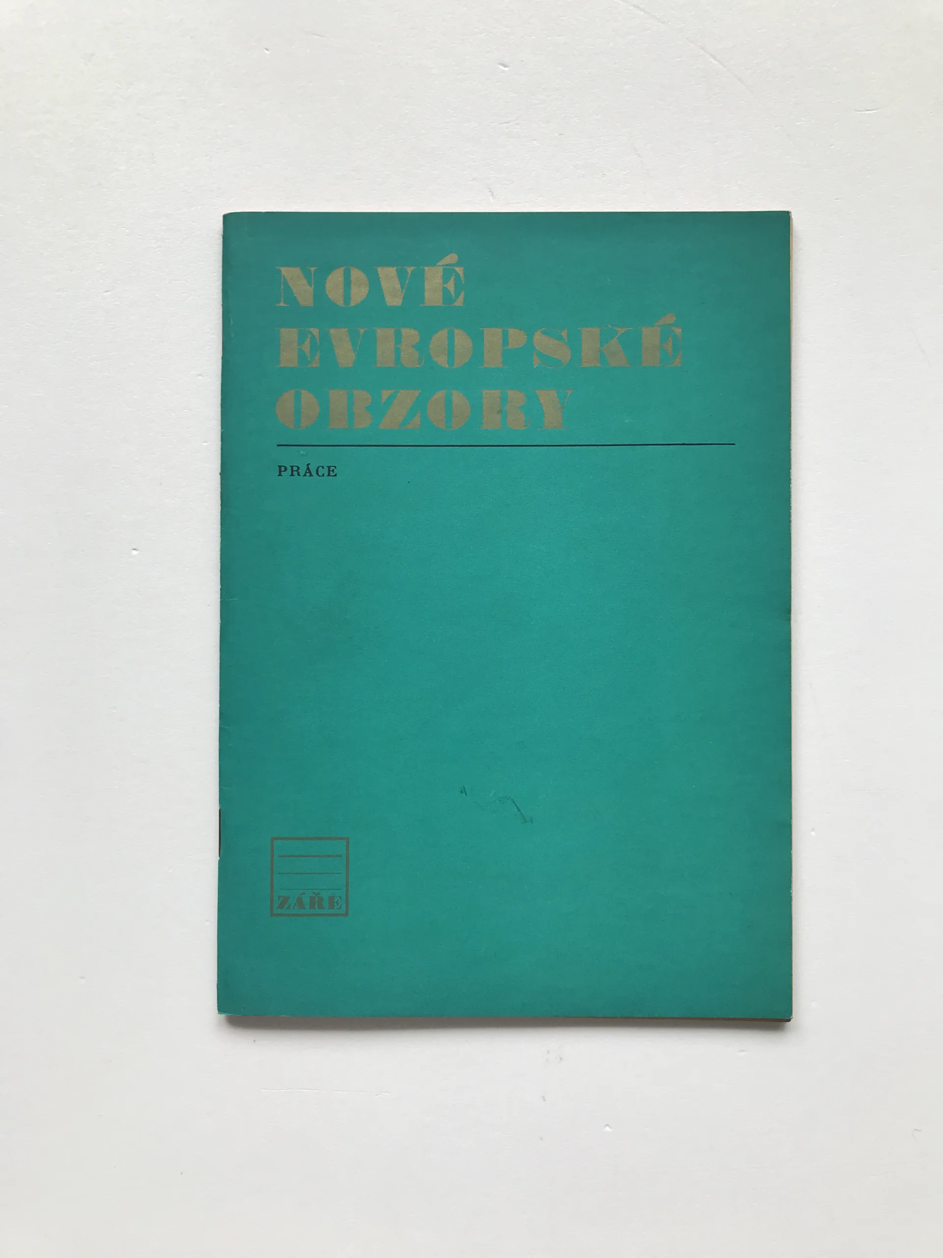 Nové evropské obzory, P. A. Naumov, M. M. Kobrin, kolektiv autorů