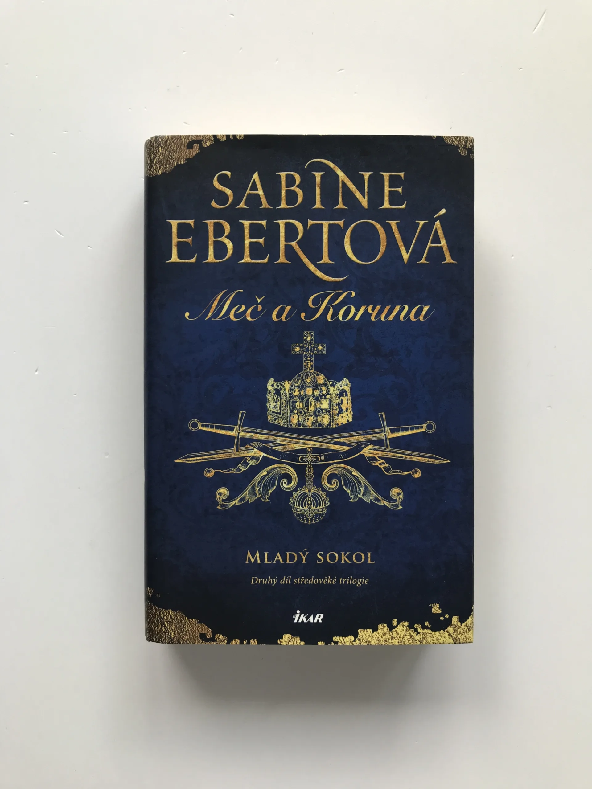 Meč a koruna – Mladý sokol, Sabine Ebertová