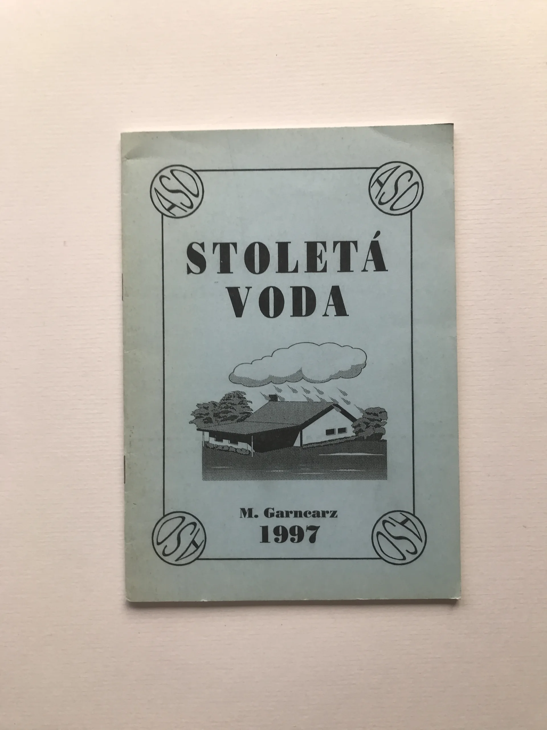 Stoletá voda (podpis autora), Milan Garncarz
