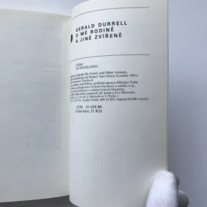 O mé rodině a jiné zvířeně, Gerald Durrell, Adolf Born