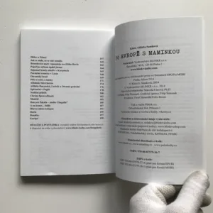 Po Evropě s maminkou (podpis autorky), Klára Alžběta Samková