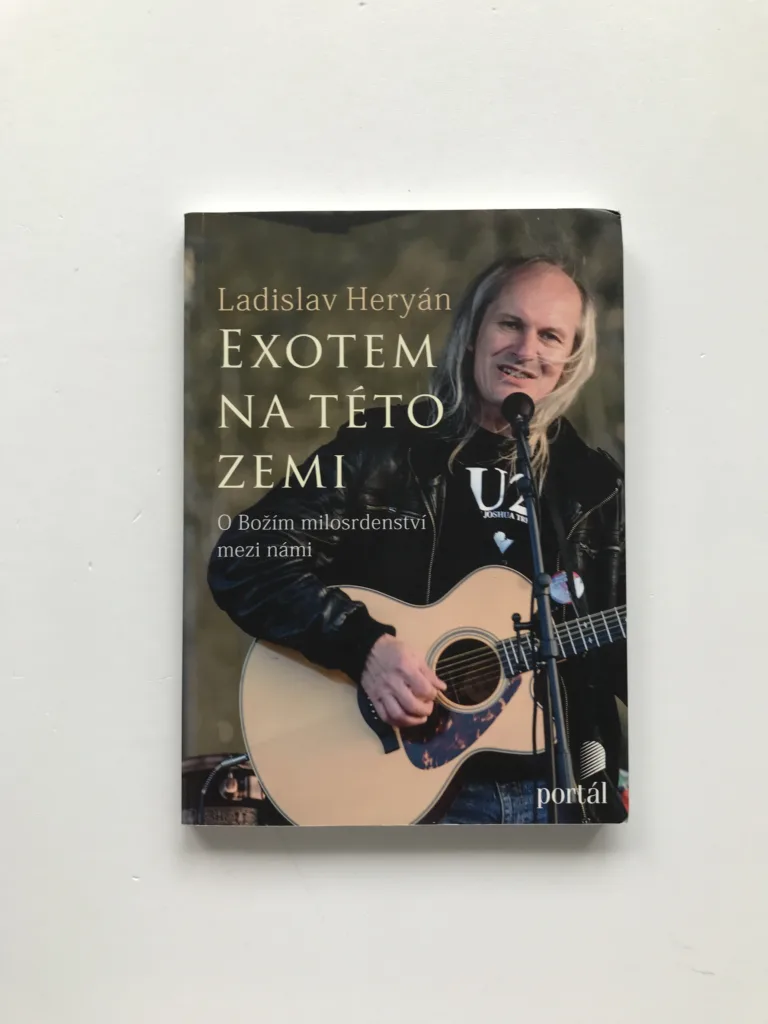 Exotem na této zemi – O Božím milosrdenství mezi námi (podpis autora), Ladislav Heryán