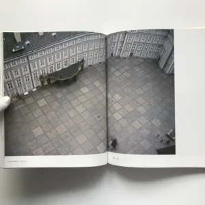 Architekt Josip Plečnik – Práce pro prezidenta Masaryka (podpis autora), Damjan Prelovšek