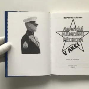 Americká námořní pěchota v akci, Hartmut Schauer