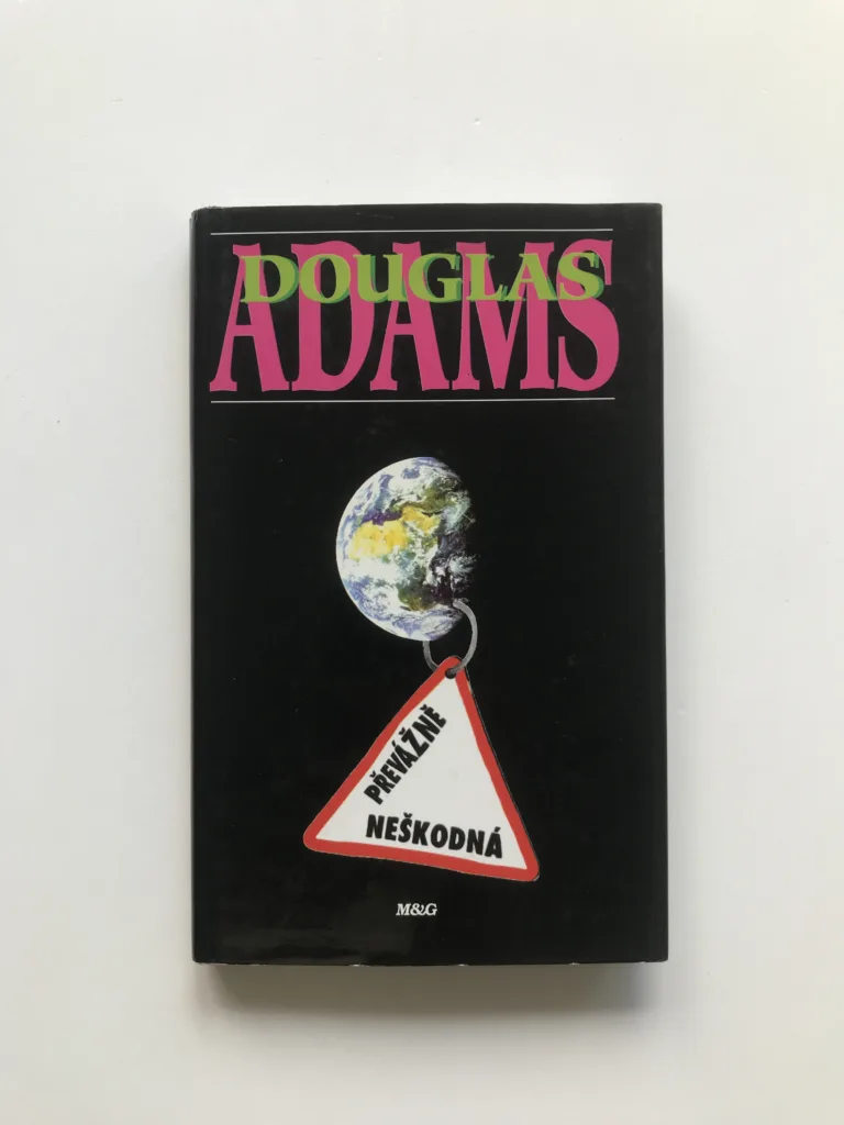 Převážně neškodná, Douglas Adams
